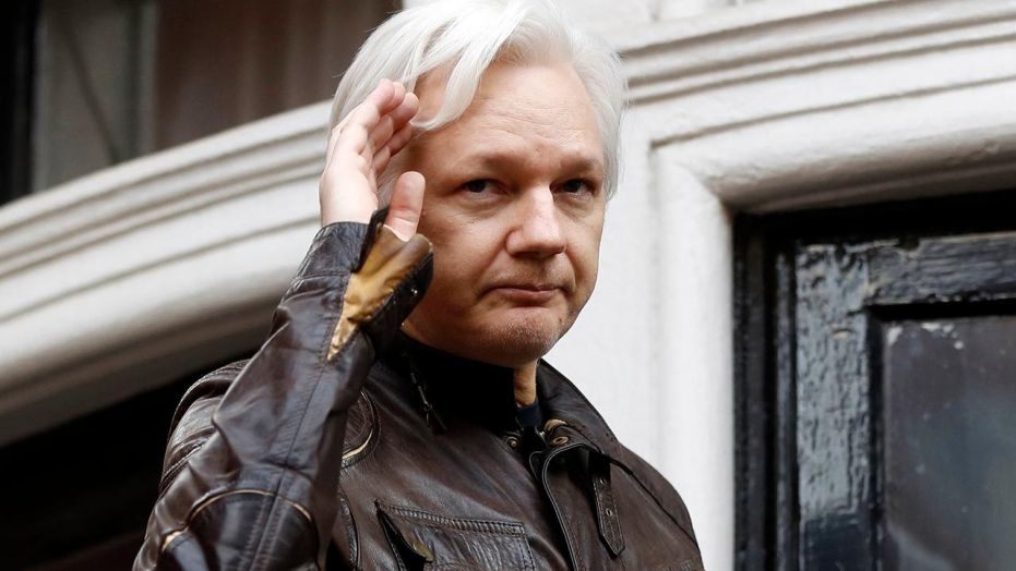 Wikileaks : Σήμερα η απόφαση για την έκδοση του Ασάνζ στις ΗΠΑ