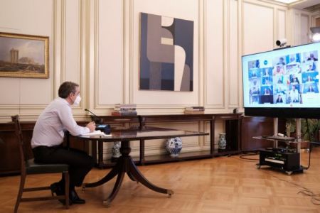 Ανασχηματισμός ισορροπιών και εκλογικής προετοιμασίας