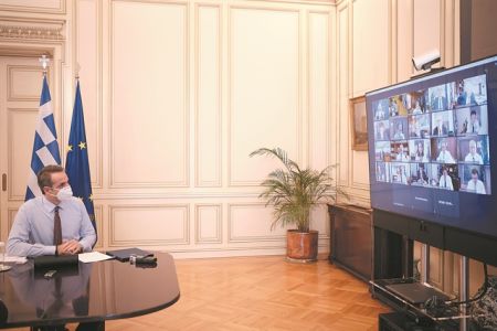 Ανασχηματισμός : Τα 2+4 μηνύματα που στέλνει ο Κυριάκος Μητσοτάκης