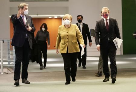 Γερμανία: Παράταση και πιο αυστηρό lockdown ανακοίνωσε η Μέρκελ