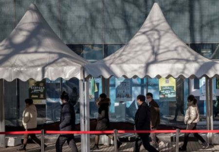 Κορωνοϊός : Η Κίνα μπλοκάρει την είσοδο στην αποστολή του ΠΟΥ