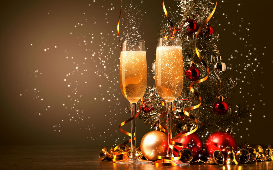 Πλατίνα στο σκοτάδι… και secret dinners