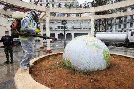 Κορωνοϊός : Αγγίζουν τα 1,87 εκατομμύρια οι νεκροί στον κόσμο