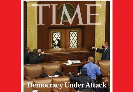 ΗΠΑ : Το συγκλονιστικό εξώφυλλο του TIME για την εισβολή του Καπιτώλιο