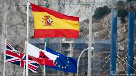 Το Brexit ενδυναμώνει τις σχέσεις Βρετανών-Ισπανών