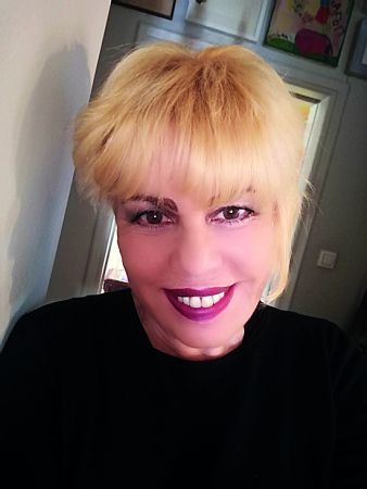 Ειρήνη Κανά