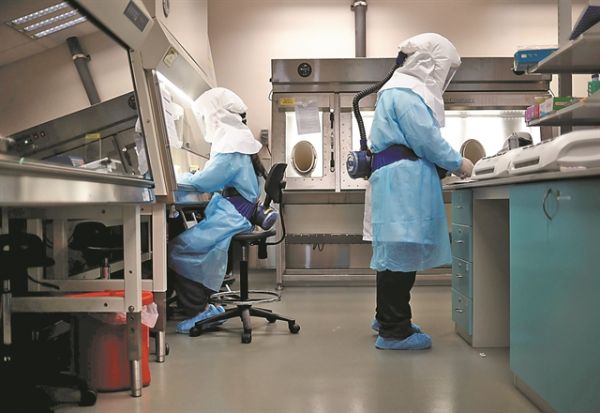 Δύο φάρμακα για την αρθρίτιδα μειώνουν τον κίνδυνο θανάτου από σοβαρή Covid-19