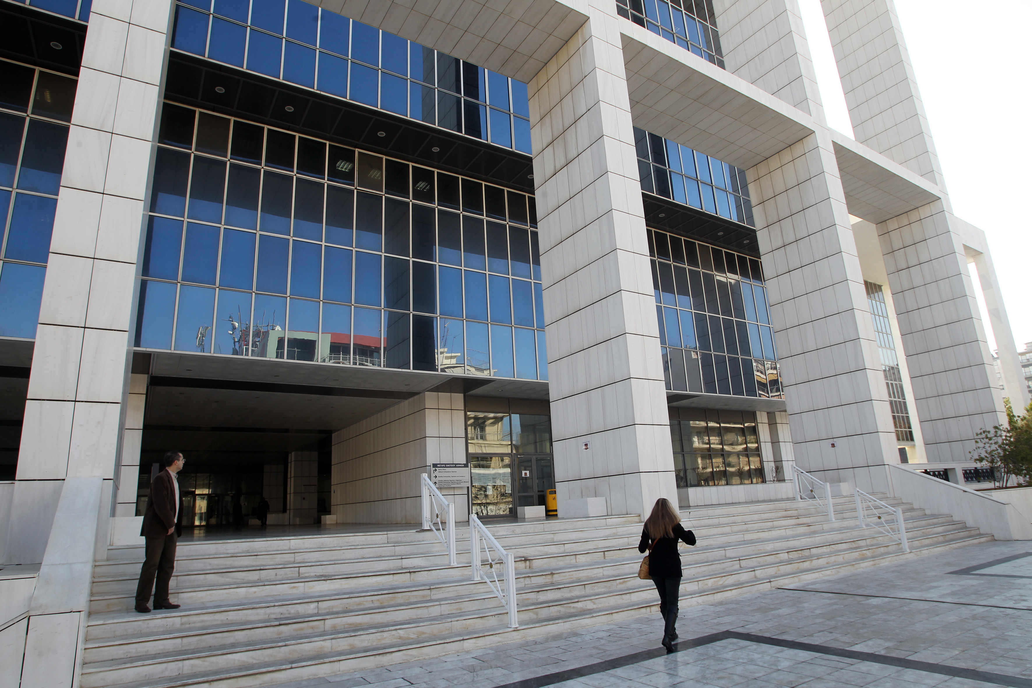 Την ενοχή Λαυρεντιάδη και άλλων 8 κατηγορουμένων για τα δάνεια της Proton Bank αποφάσισε το Εφετείο Κακουργημάτων