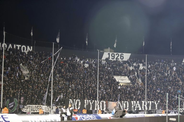Άγριο κράξιμο από οπαδούς στους παίκτες του ΠΑΟΚ