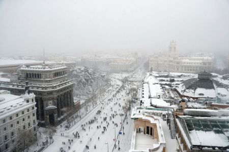 Ισπανία : Tρία θύματα από την σφοδρή κακοκαιρία – Εικόνες από την πρωτοφανή χιονοθύελλα