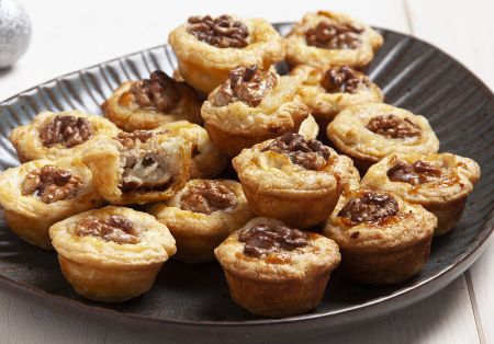 Ταρτάκια με κατσικίσιο τυρί και μαρμελάδα σύκο