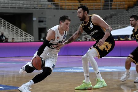 Πήρε «ανάσα» ο Παναθηναϊκός, νίκησε την ΑΕΚ (80-75)