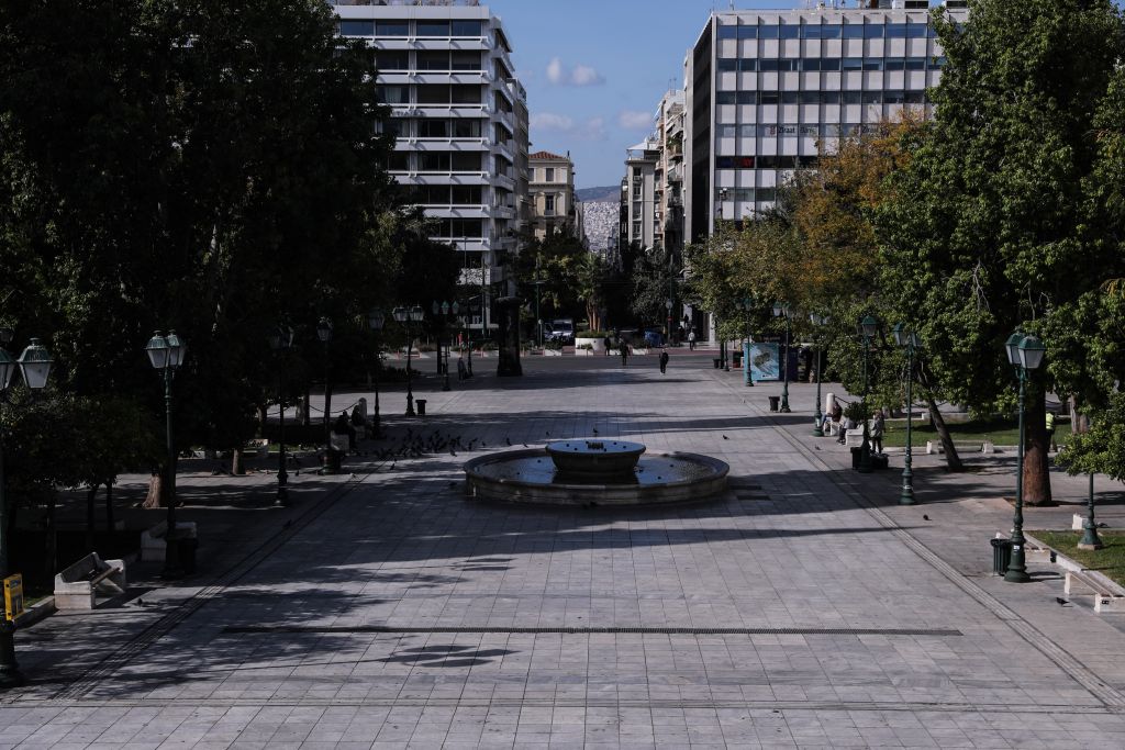 Κορωνοϊός : 445 νέα κρούσματα, 36 νεκροί, 353 διασωληνωμένοι