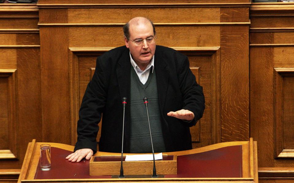 Φίλης για άνοιγμα σχολείων : Γιατί σήμερα δεν είναι μέρα χαράς…