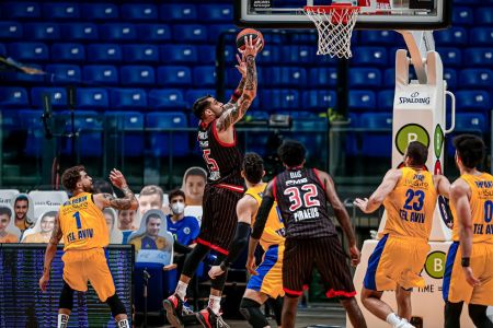 Μεγάλη νίκη του Ολυμπιακού 89-87 την Μακάμπι στο Τελ Αβίβ