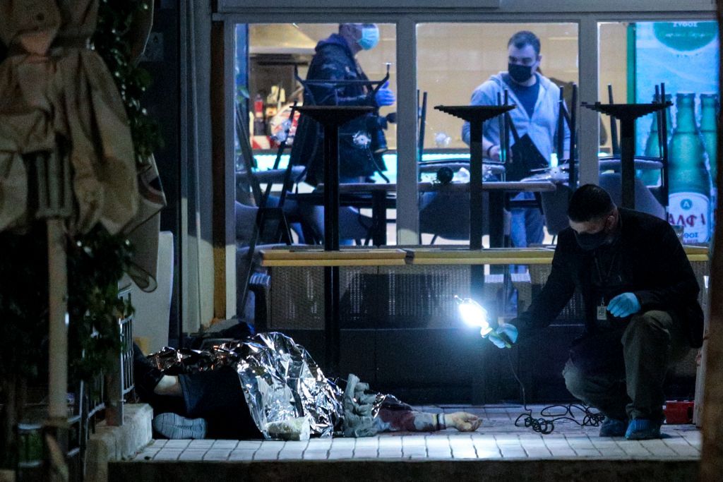 Νέος Κόσμος : Νέα στοιχεία για την αιματηρή επίθεση – Οι κάμερες «είδαν» τον δράστη