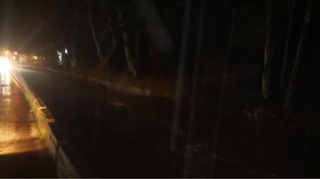 Λέσβος : Δύσκολη νύχτα στην Καλλονή- Έσπασε ο ποταμός «Τσικνιάς»