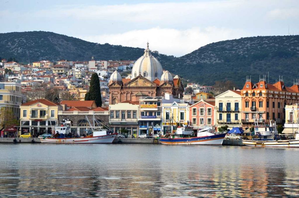 Κορωνοϊός : Σε αυστηρό lockdown η Λέσβος