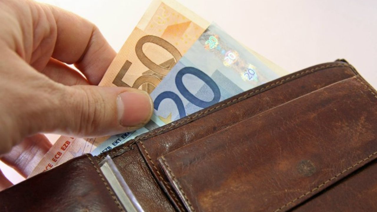 Επίδομα 534 ευρώ : Την Τρίτη οι πληρωμές για τις αναστολές Δεκεμβρίου