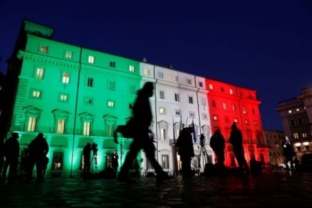 Ραγδαίες εξελίξεις στην Ιταλία : Παραιτούνται υπουργοί του Ρέντσι