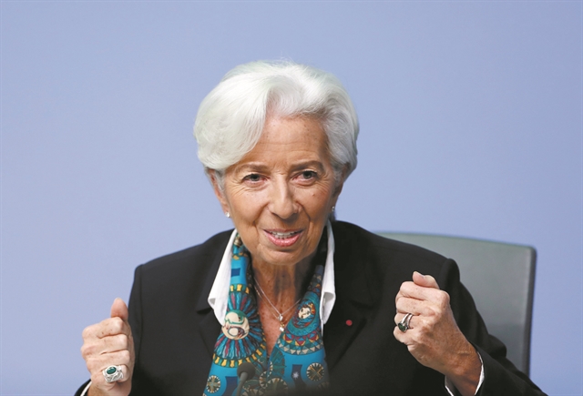 Λαγκάρντ : Εμμένει στην πρόβλεψη για ανάπτυξη – Η προϋπόθεση