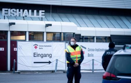 Κορωνοϊός : Ετοιμάζεται για… Mega-lockdown η Μέρκελ – Σήμα κινδύνου από τους επιστήμονες στη Γερμανία