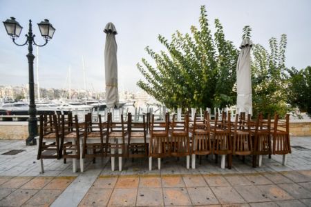 Εστίαση : Πότε σχεδιάζεται να ανοίξει – Στον αέρα ένα εκατ. εργαζόμενοι