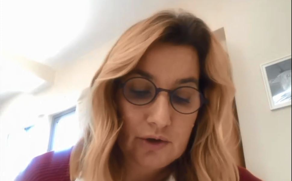 Το συγκλονιστικό βίντεο της καταγγελίας της Σοφίας Μπεκατώρου