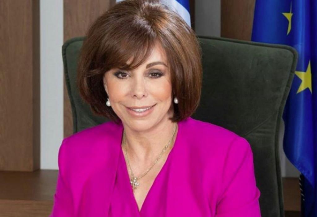 Πατουλίδου στο MEGA: Απαξιώνουν όσους τιμούν το εθνόσημο