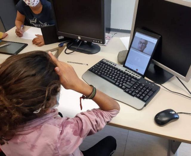 Μόλις το 24% των μαθητών έχει πλήρη πρόσβαση στην τηλεκπαίδευση