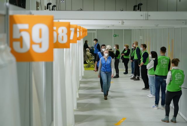 Πιστοποιητικό εμβολιασμού : Στο τραπέζι της Συνόδου Κορυφής – Θετική η Κομισιόν, ποιοι αντιδρούν