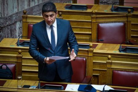 Αυγενάκης : «Θα πάμε μέχρι τέλους» την καταγγελία της Μπεκατώρου