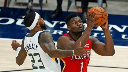 NBA : Νίκη και πάλι για τους Τζαζ – Κατέβαλαν τους Γουόριορς οι Νικς