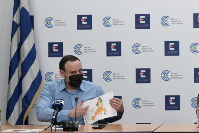 Εξηγήσεις Μαγιορκίνη για τη θνητότητα της βρετανικής μετάλλαξης του κορωνοϊού