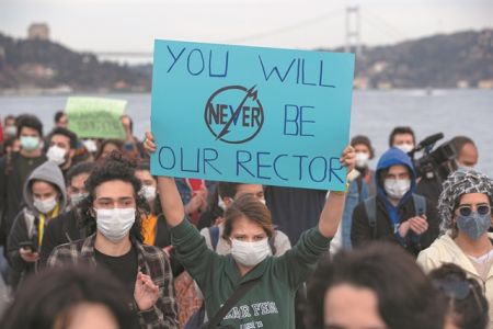 Η κοσμοθεωρία του Ερντογάν βυθίστηκε στον Βόσπορο