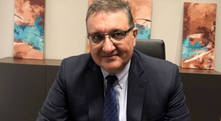 Θετικός στον κορωνοϊό ο Εξαδάκτυλος