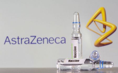 Η ΕΕ θα ζητήσει σήμερα τα «ρέστα» από την AstraZeneca για τη μείωση στις προμήθειες εμβολίου