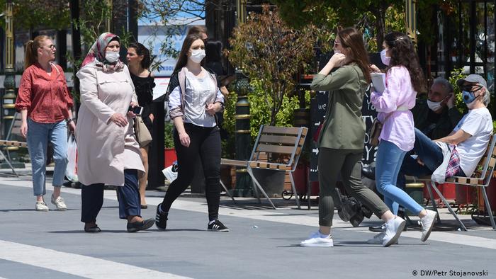 Oxfam : Οι πλουσιότεροι στον κόσμο ρέφαραν τις ζημιές τους από την πανδημία