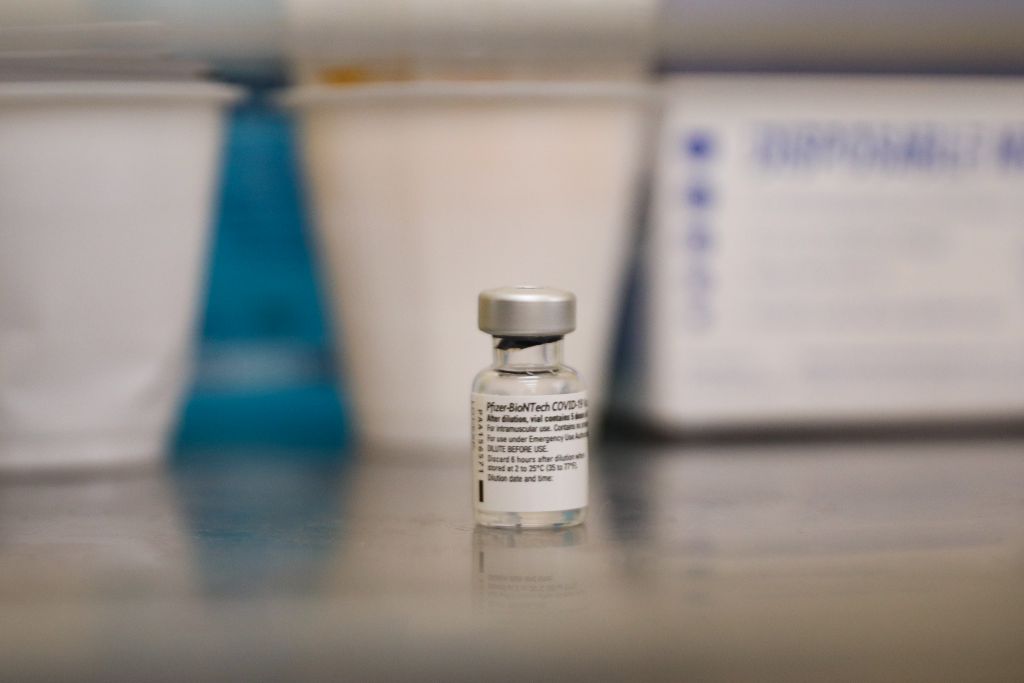 Δημόπουλος στο MEGA : Για άρση των μέτρων χρειάζονται 40.000 εμβολιασμοί ημερησίως ως τον Ιούνιο