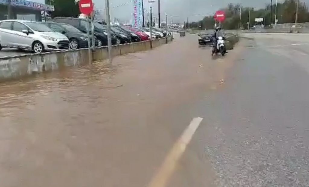 Αγρίνιο : Μεγάλες καταστροφές από την κακοκαιρία – Αίτημα να κηρυχθεί σε κατάσταση έκτακτης ανάγκης