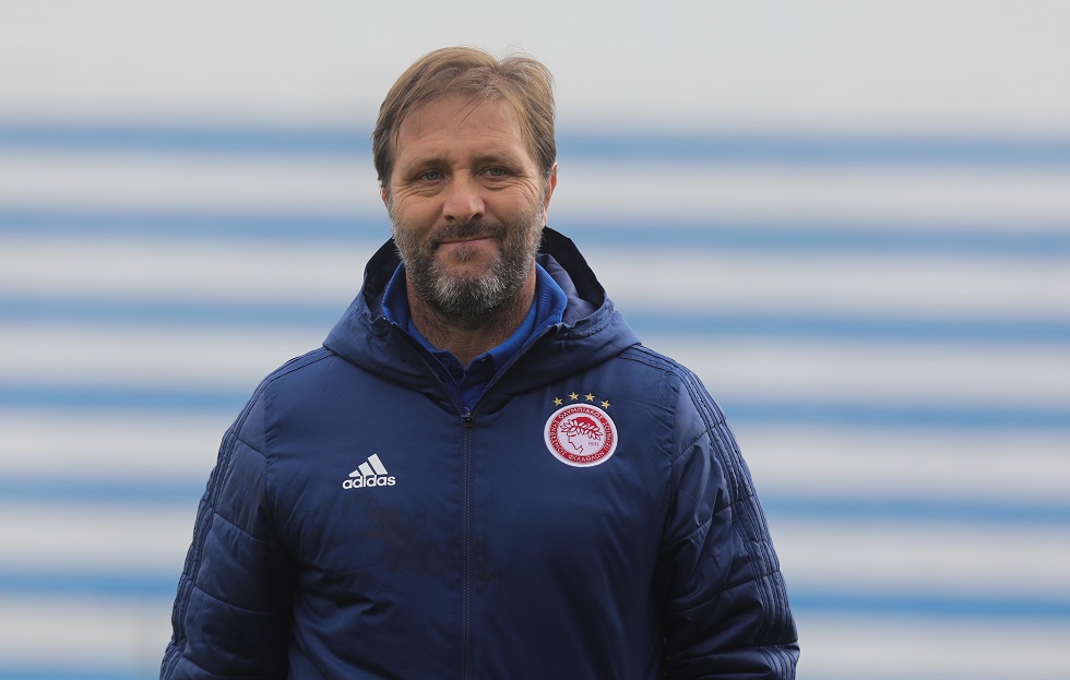 Μαρτίνς : «Μιλάμε για διαιτησίες, αλλά οι αριθμοί δείχνουν ποια ομάδα είναι η καλύτερη»