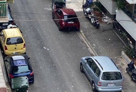 Καιρός : Έπεσαν οι πρώτες νιφάδες στο κέντρο της Αθήνας – Πώς θα εξελιχθεί η κακοκαιρία