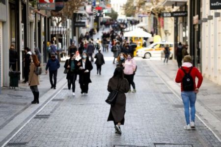 Lockdown : Τα νέα μέτρα άδειασαν την Ερμού – Ουρές στην Τσιμισκή [εικόνες]