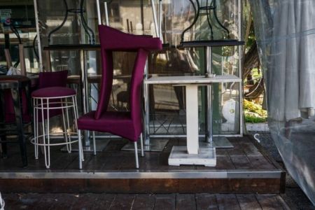 Εστιάτορες: Σχεδιάζουν να παραδώσουν στο Μαξίμου τα κλειδιά των καταστημάτων τους