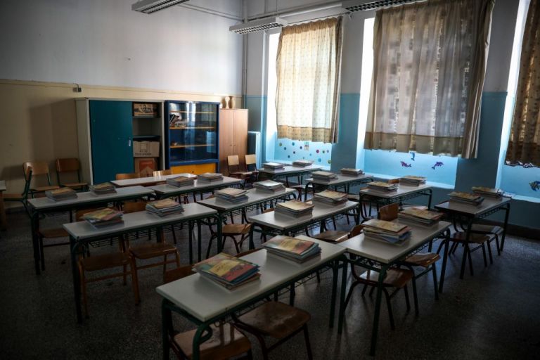 Σύψας : Δεν αποκλείεται να ξανακλείσουν τα σχολεία την επόμενη εβδομάδα | tovima.gr