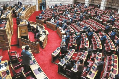 Αντεπίθεση για την ανάκτηση των «χαμένων» ποσοστών