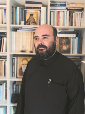 «Υποστηρίζω τη φιλάνθρωπη ανθρωπολογία του ευαγγελίου»