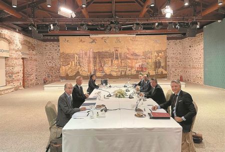 Τα «βαθιά νερά» των διερευνητικών και η «χίμαιρα» των κυρώσεων