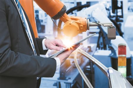 Το μετέωρο βήμα της οικονομίας