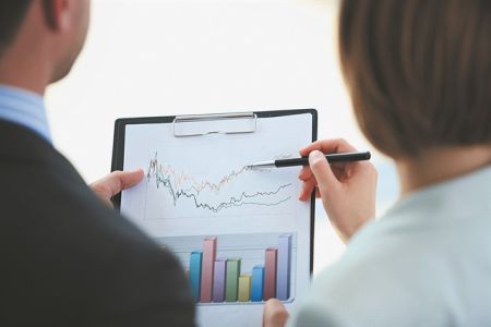 Δύο δρόμοι για καθαρές τράπεζες ως το τέλος του 2022